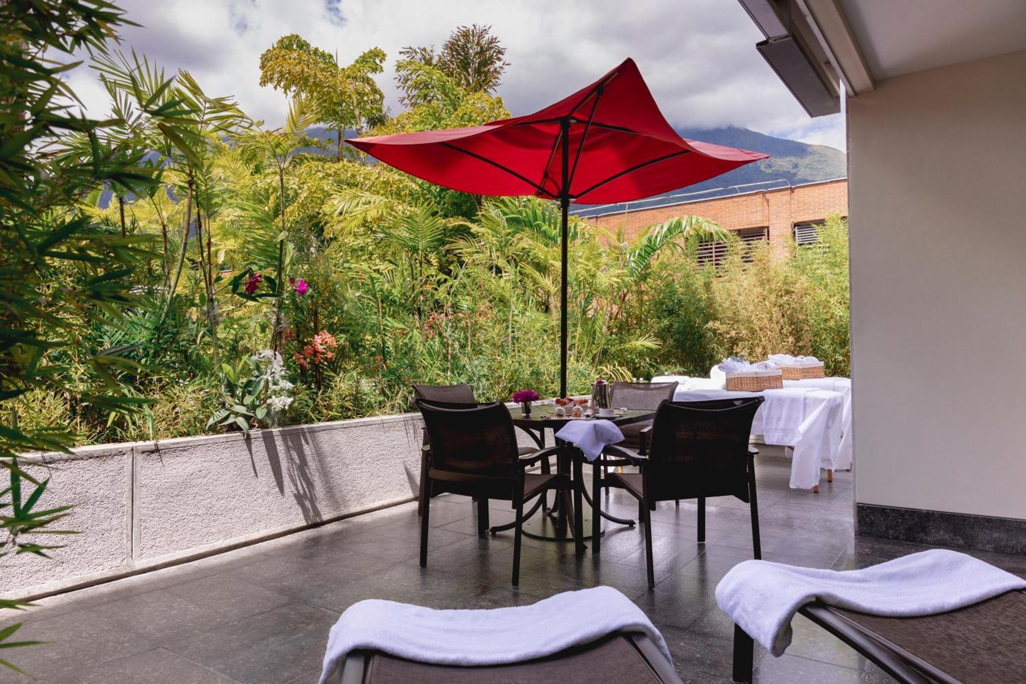 Cayena-Caracas Hotell Exteriör bild