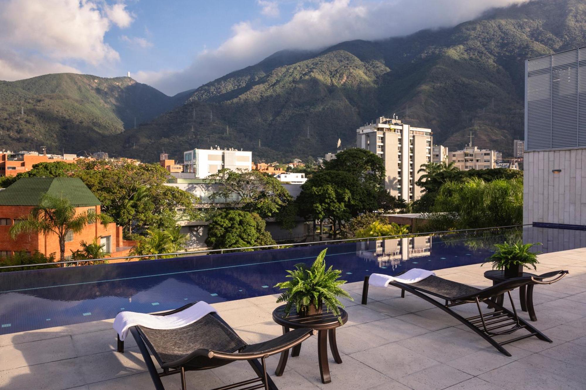Cayena-Caracas Hotell Exteriör bild